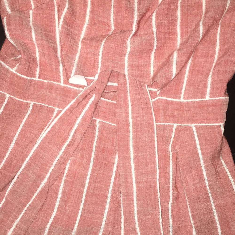 Stripped Romper - Picture 2 of 6